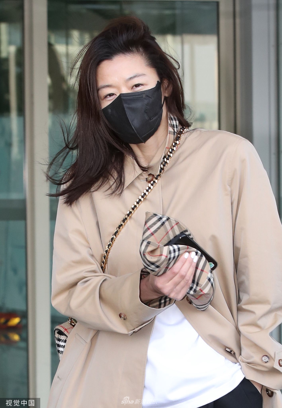 贾静雯大女儿梧桐妹回怼继父