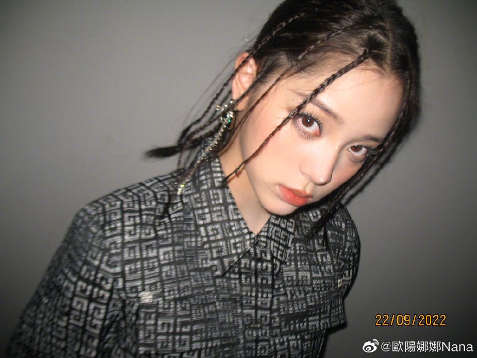 高盛、德银都被deepseek征服:中国市场已经坐上“牛背”