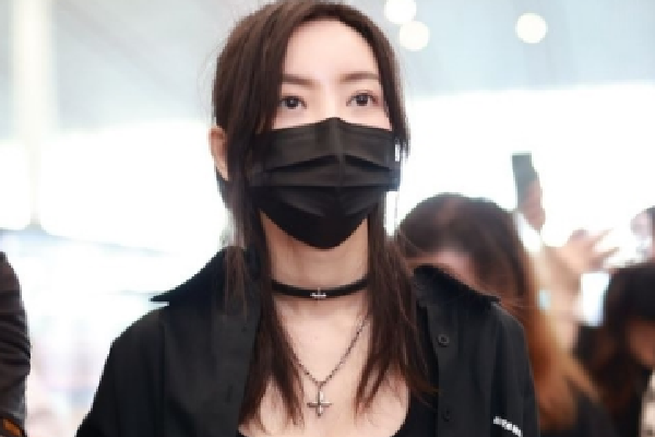 wh史密斯下调业绩预期并启动募资,股价创16年新低
