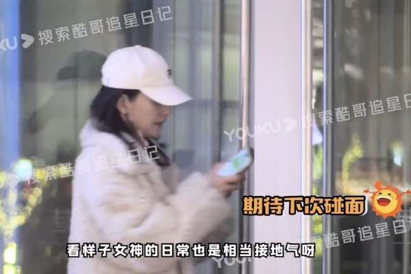 往下面一颗一颗塞珠子扩张家庭片_免费播放-hd高清
