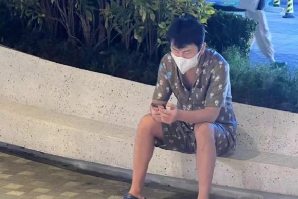 险企年终奖微调研：基层尚可，但难逃2025的裁员降薪