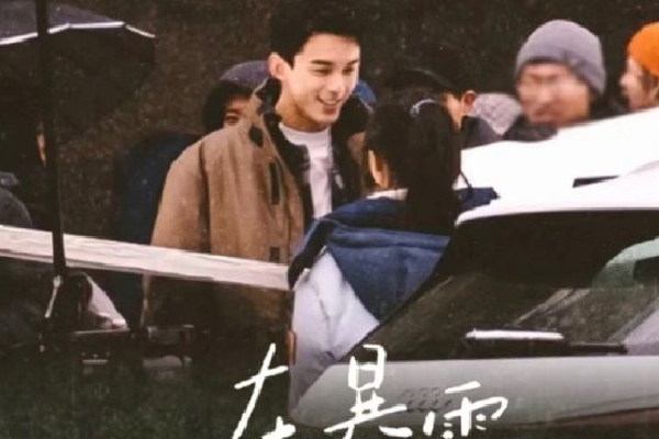 李彦宏走向自己的反面