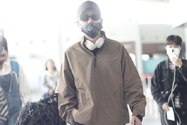 亚马逊贾西在特朗普政府出台限制前,就已对anthropic大模型安全风险提出警示