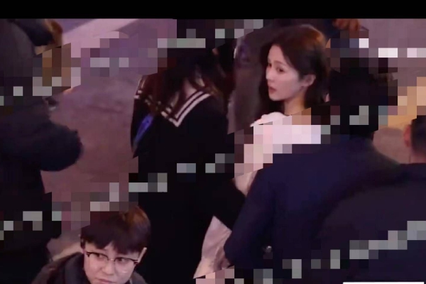 在线疯狂后入式操逼动态图片动态图片_疯狂后入式操逼动态