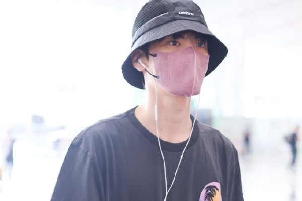 伊朗和以色列互射导弹 特朗普呼吁结束战斗