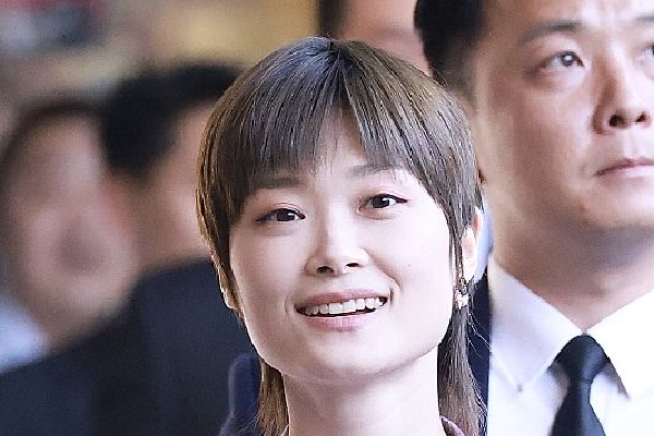 核心技术受制于人 苹果在人工智能领域深化对谷歌依赖引发市场重估与监管风险