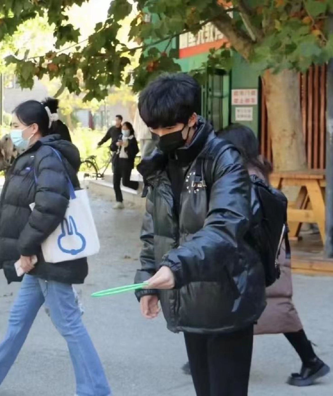 各大美妆巨头全力押注长寿护肤赛道，我的实地体验全记录