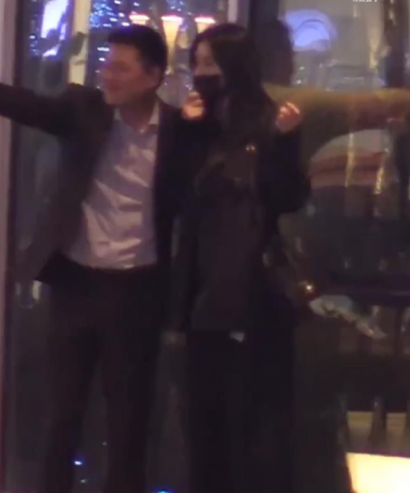 “偷家”deepseek,腾讯成最大赢家