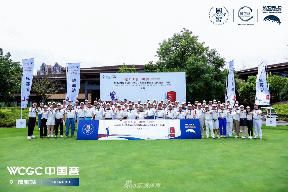 尾盘:道指大涨850点,油价大幅下跌