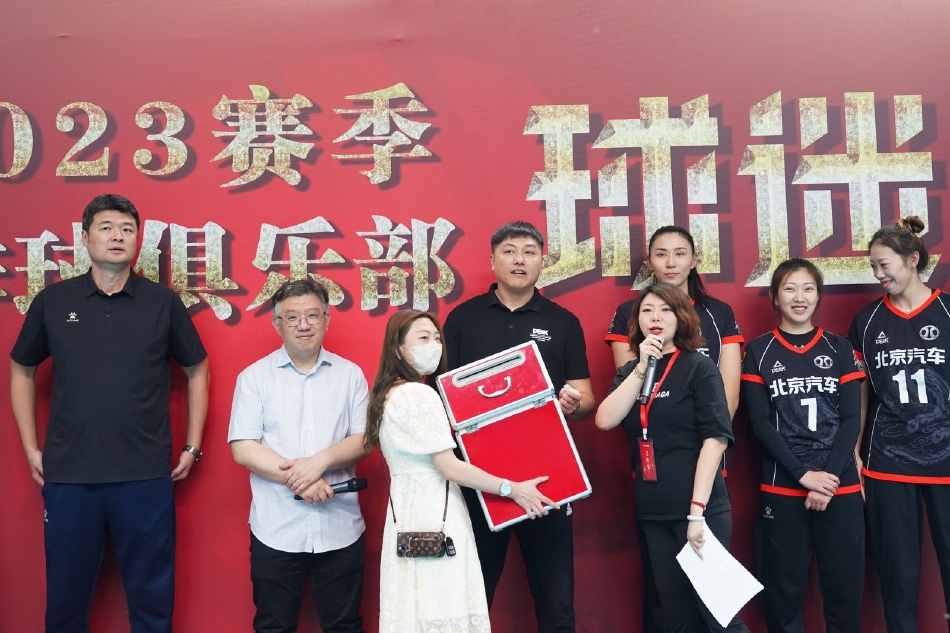 蔡司医疗技术公司宣布at lucia toric 721p人工晶状体早期植入成功