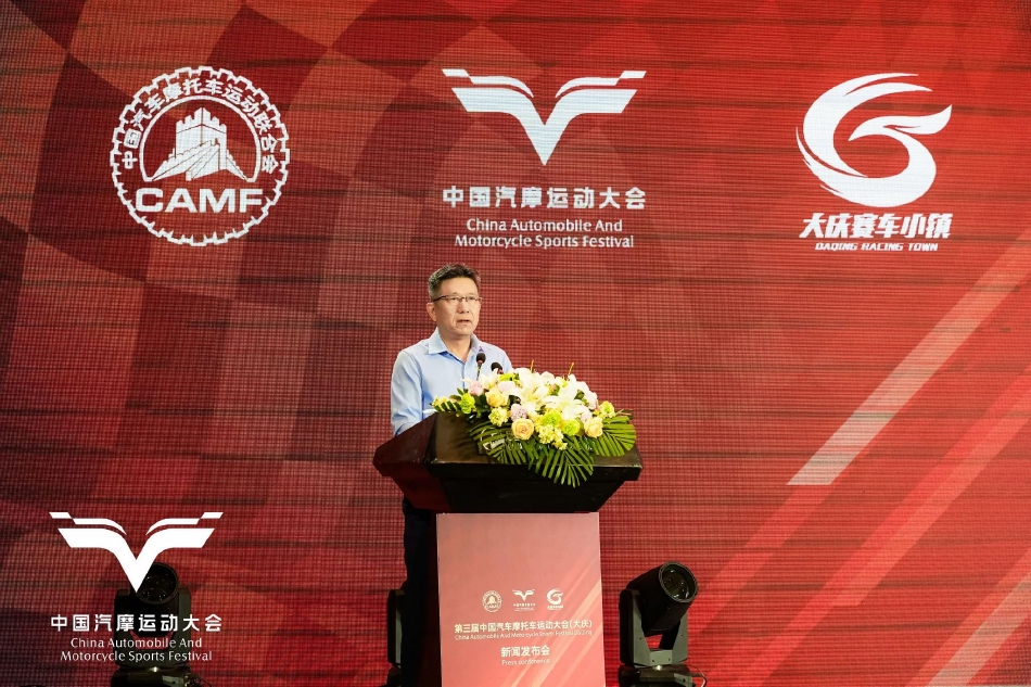 普华永道称ai正将就业市场一分为二 金融分析师未被取代