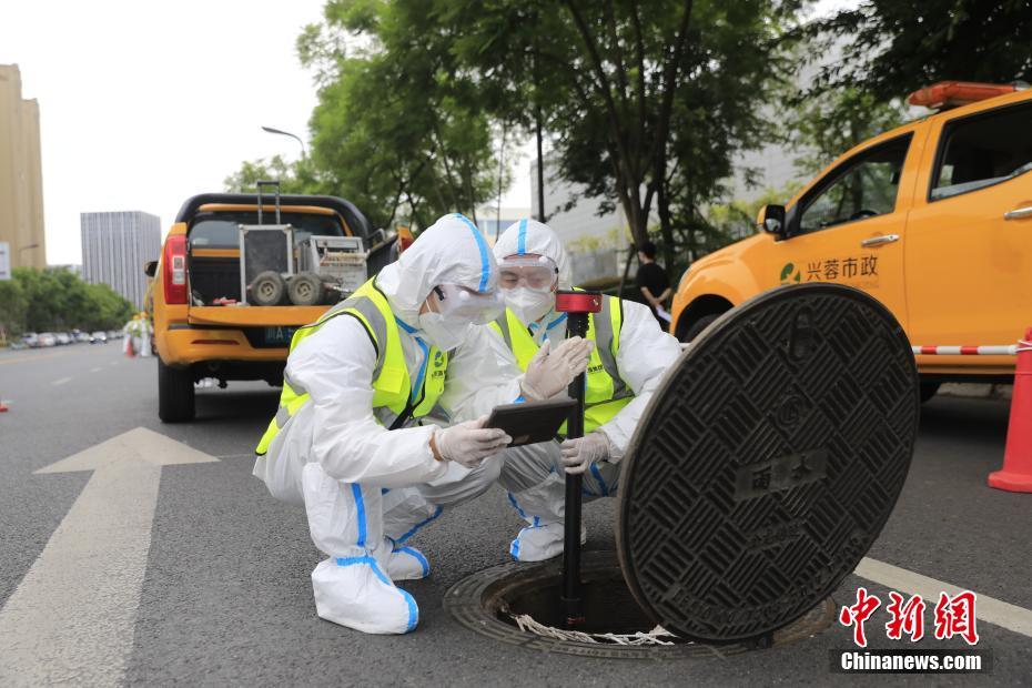 核心技术受制于人 苹果在人工智能领域深化对谷歌依赖引发市场重估与监管风险